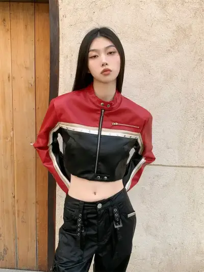 Chaqueta corta de cuero rojo y negro para mujer - miniatura 3