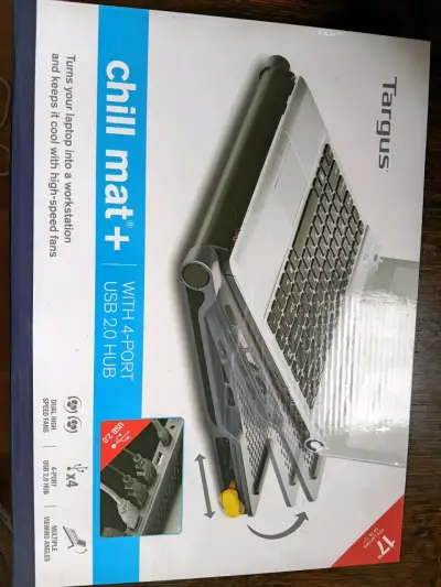 Base Enfriadora Targus Chill Mat+ con Hub USB - miniatura 1