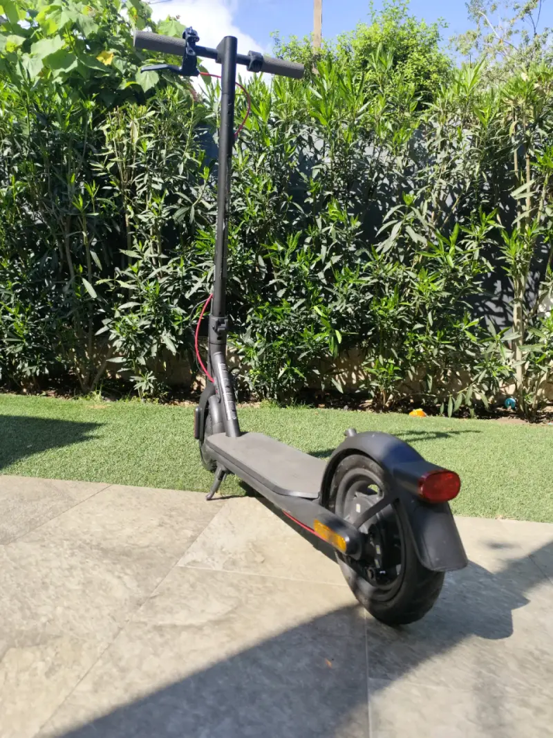 Scooter eléctrico Xiaomi 4lite en buen estado - 2