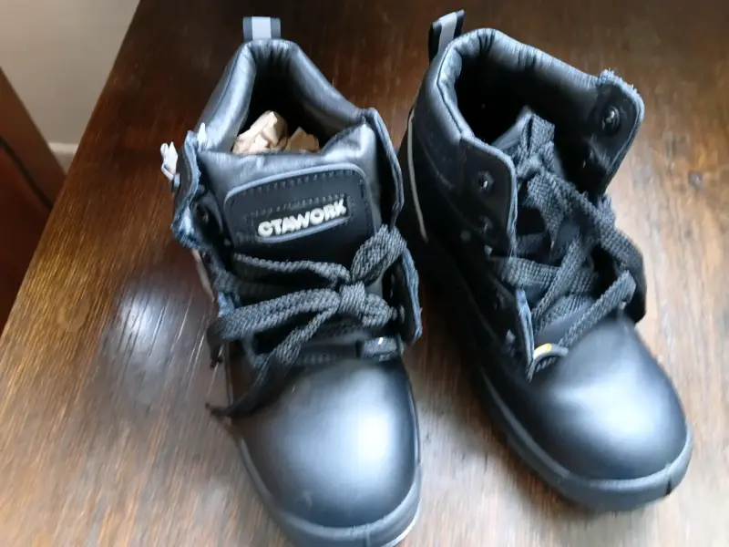 Botas de seguridad negras