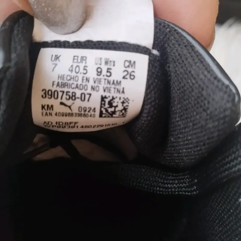 Zapatillas negras Puma talla 40.5 - 3