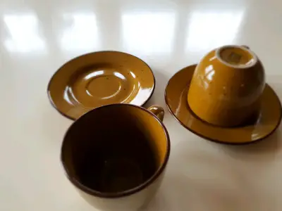Juego de tazas de cerámica  Casaideas - miniatura 3