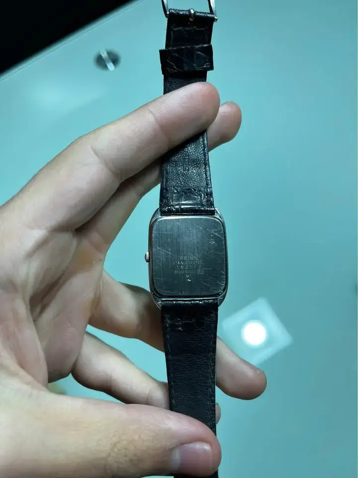 Reloj Seiko Tank Quartz - 3
