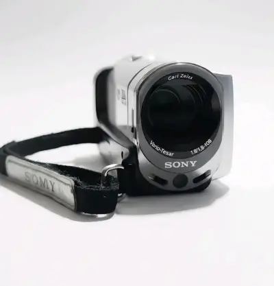 Videocámara Sony con Zoom Óptico 60x - miniatura 1