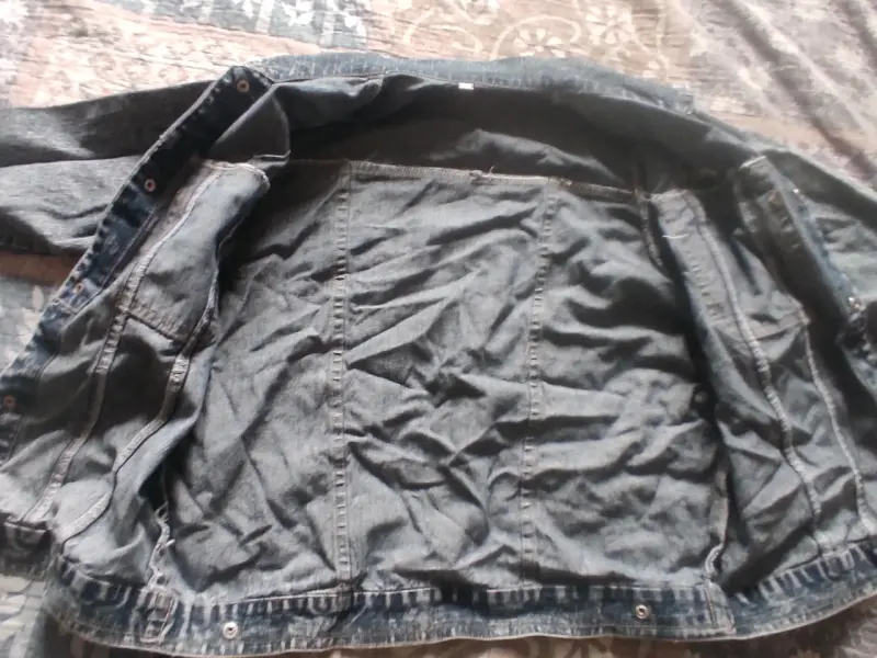 Chaqueta de mezclilla con bordado PUM - 3