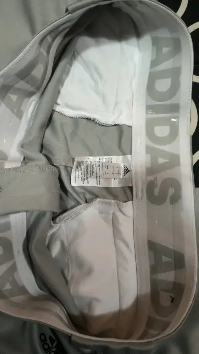 Pantalones deportivos grises Adidas AEROREADY - miniatura 5