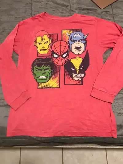 Polera manga larga Marvel roja - miniatura 1