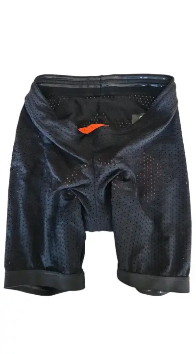 Shorts de ciclismo negros con acolchado - miniatura 1