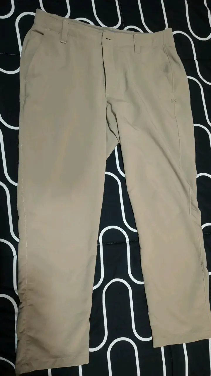 Pantalones deportivos Under - 1
