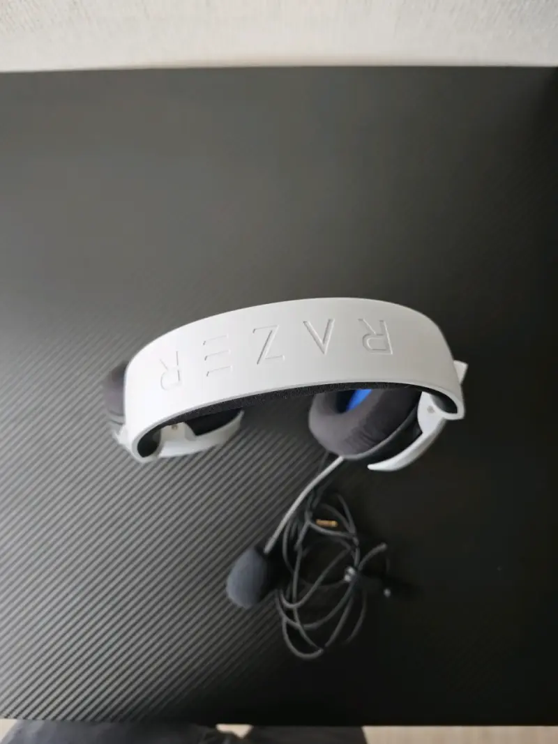 Auriculares Razer para PlayStation con micrófono - 2