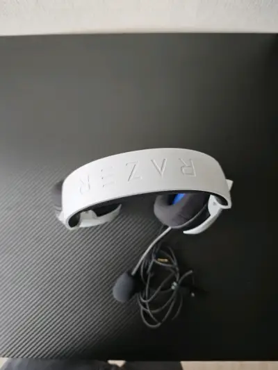 Auriculares Razer para PlayStation con micrófono - miniatura 2