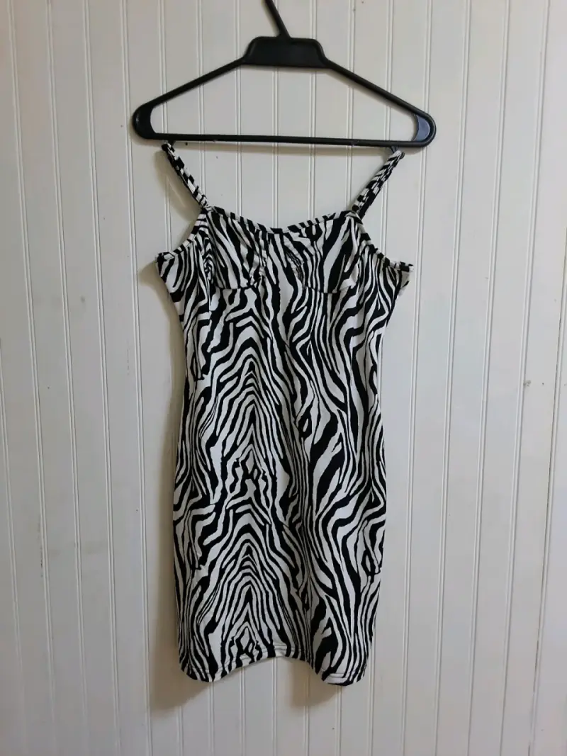 Vestido corto estampado cebra Shein