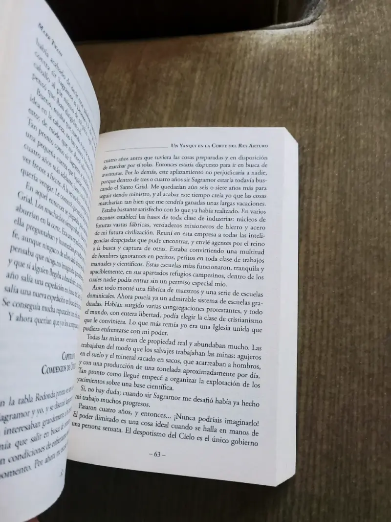 Libro 'Un Yanqui en la Corte del Rey Arturo' de Mark Twain - 2
