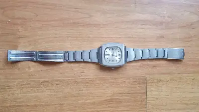 Reloj Seiko automático vintage de acero inoxidable - miniatura 3