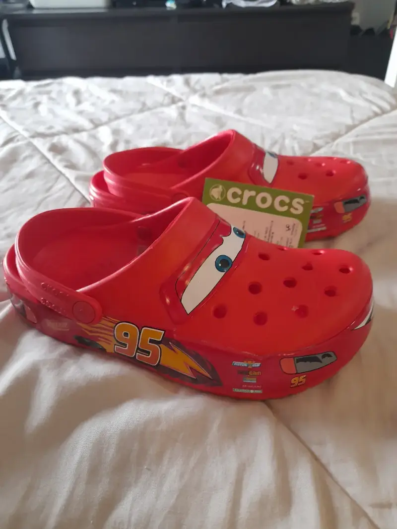 Zuecos Crocs Rayo McQueen para niños