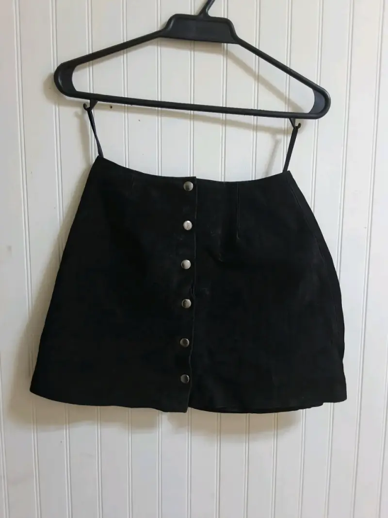 Falda negra con botones Opposite - 3