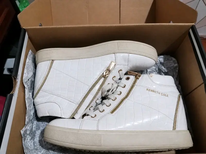 Zapatillas blancas con plataforma Kenneth Cole