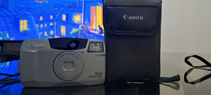 Cámara Canon Prima Zoom Shot con Estuche - 4
