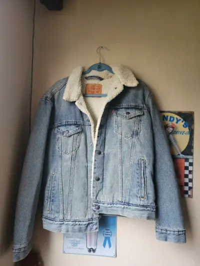 Chaqueta de mezclilla con forro de borrego Levi's - miniatura 1