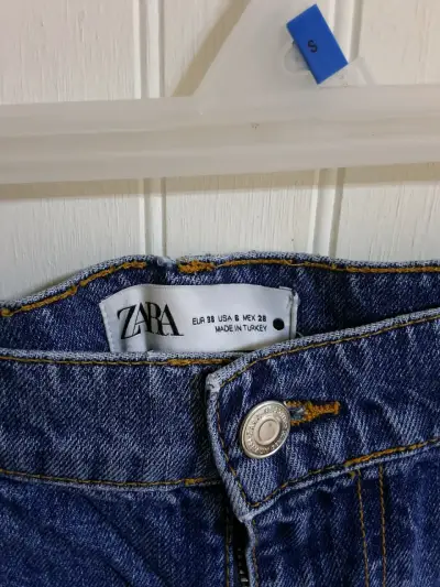 Shorts de mezclilla Zara para mujer - miniatura 4
