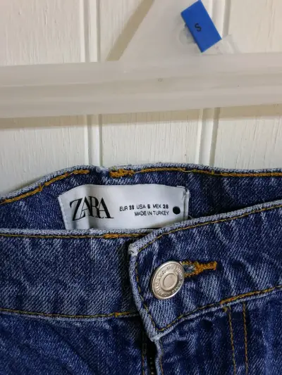 Shorts de mezclilla Zara para mujer - miniatura 5