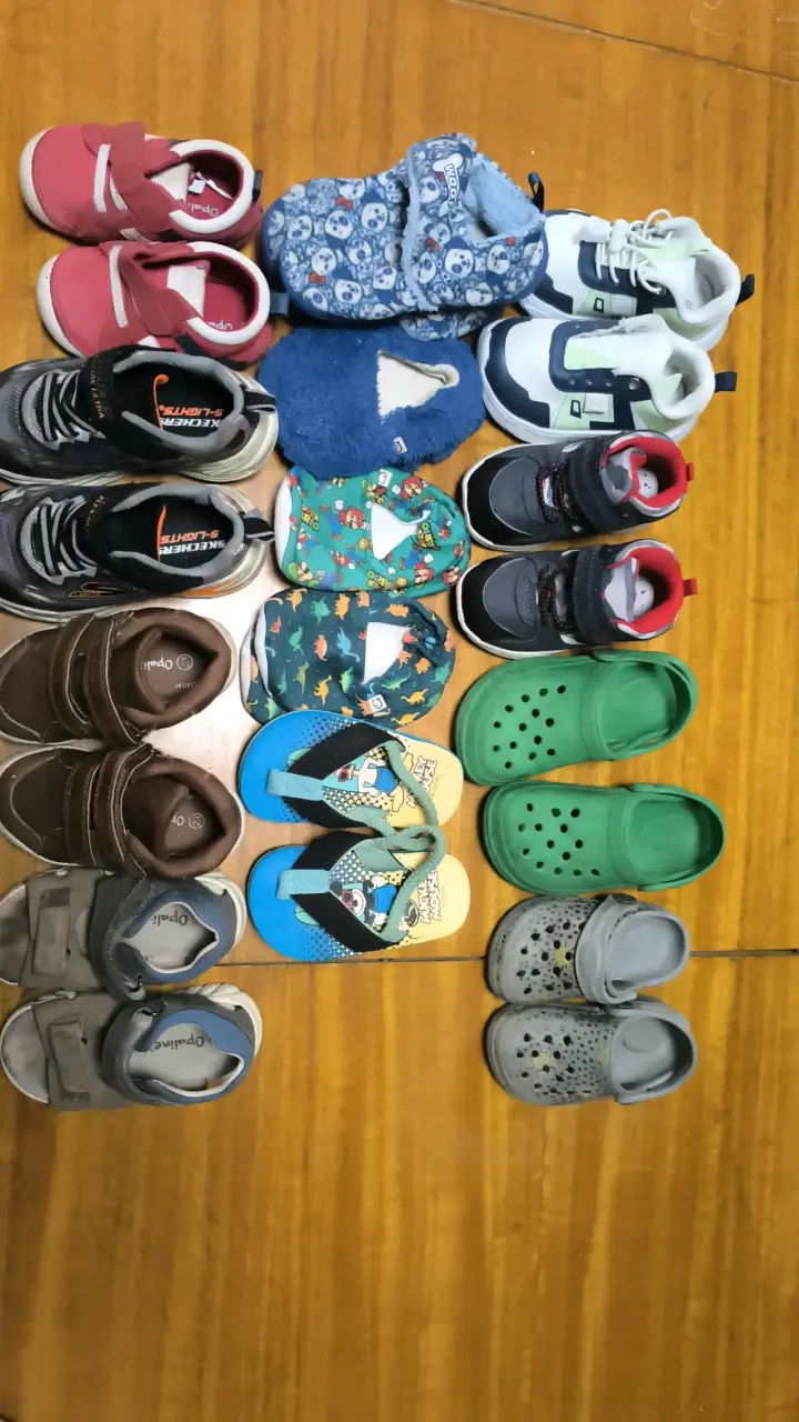 Lote de ropa infantil variada en buen estado - 2