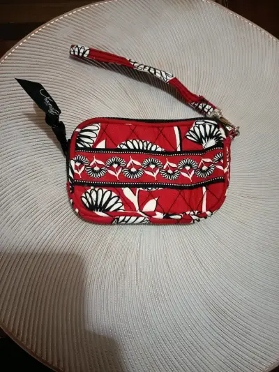 Monedero Rojo con Flores Blancas y Negras - miniatura 2