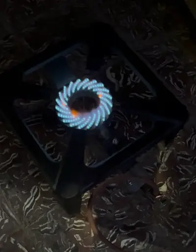 Cocina portátil de gas con quemador de alta eficiencia - miniatura 1