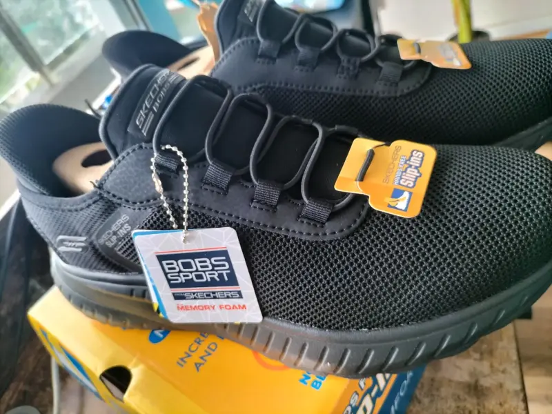 Zapatillas negras Skechers Bobs Sport