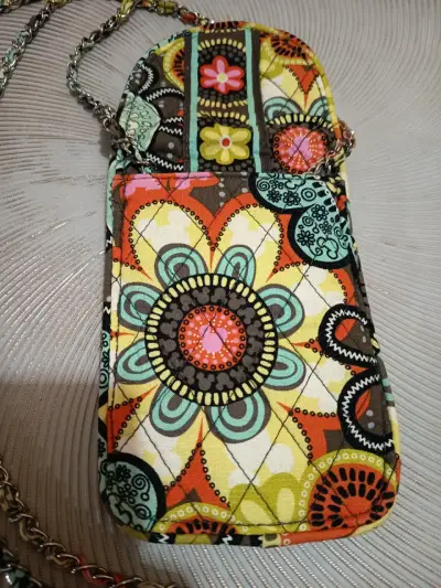Porta celular Disney Parks colab Vera Bradley - miniatura 3