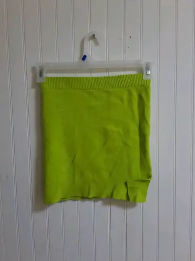 Conjunto de top y falda verde lima Shein - miniatura 5