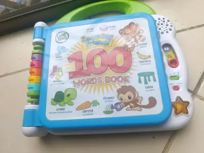 Libro interactivo LeapFrog 100 Words Book - miniatura 1