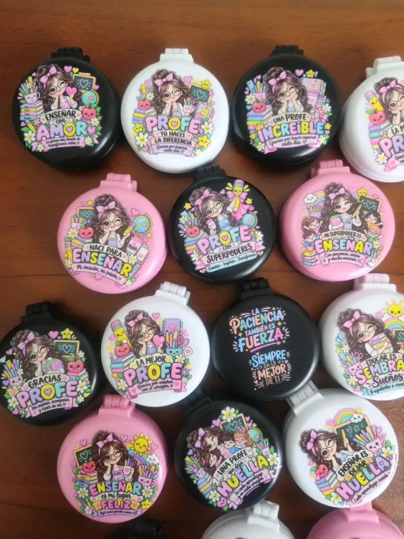 Cepillo de Pelo Compacto con Espejo Tamy Niky - 2