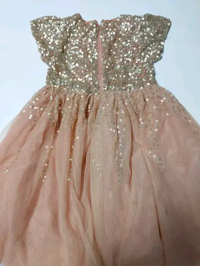 Vestido niña talla 6 marca zara - miniatura 2