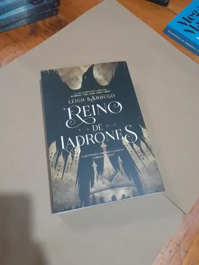 Libro Reino de Ladrones de Leigh Bardugo - miniatura 1