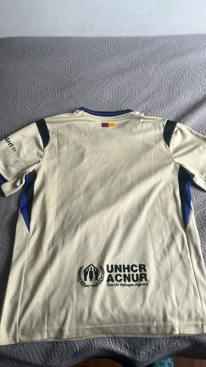 Camiseta FC Barcelona dorada con logo Spotify - 2