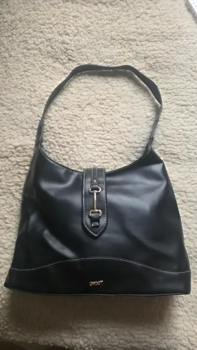 Bolso negro elegante - miniatura 1
