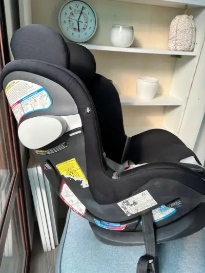 Silla de Auto Convertible Cybex Sirona M Negra - miniatura 2