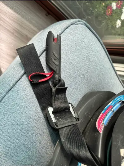 Silla de Auto Convertible Cybex Sirona M Negra - miniatura 3