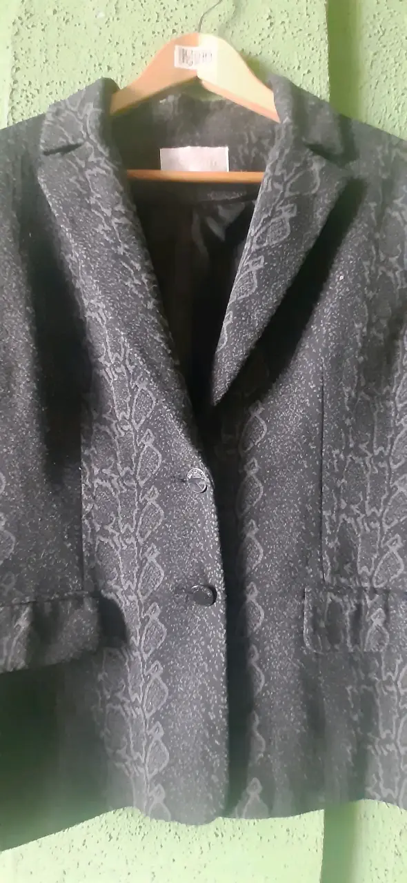 Blazer negro con diseño floral Ma Griffe - 2