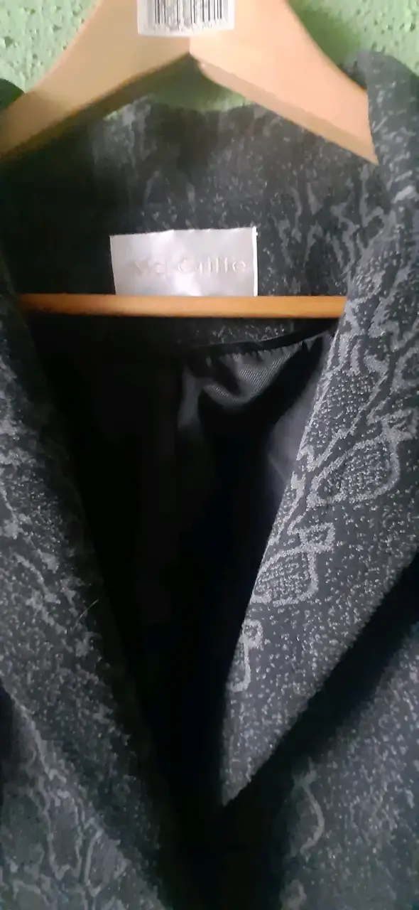Blazer negro con diseño floral Ma Griffe - 3