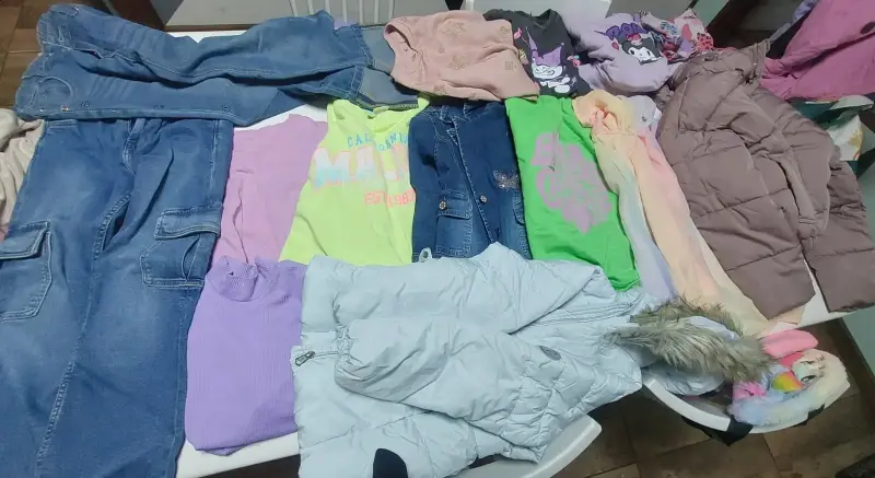 Lote de ropa infantil talla 8 a 10 - 1