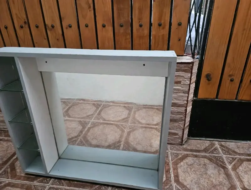Espejo con estantes de vidrio para baño - 3