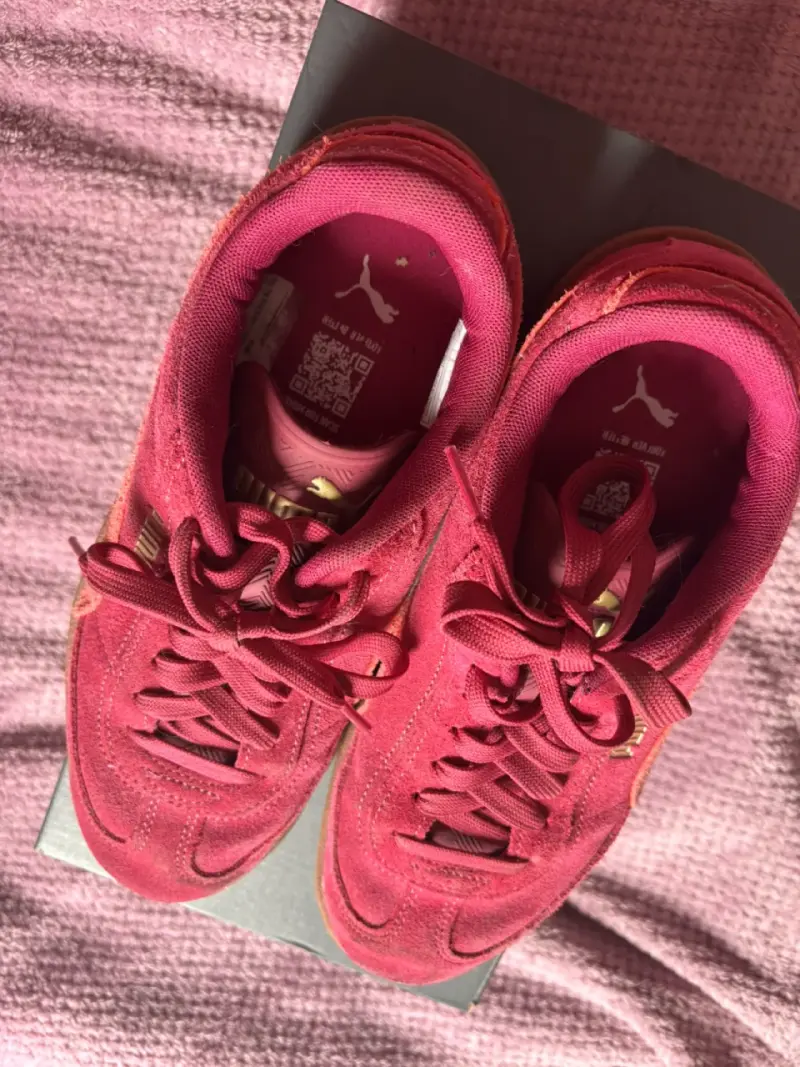 Zapatillas deportivas rosas Puma de gamuza - 3