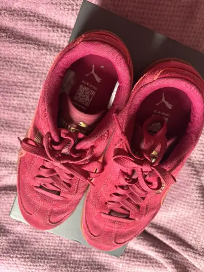 Zapatillas deportivas rosas Puma de gamuza - miniatura 3