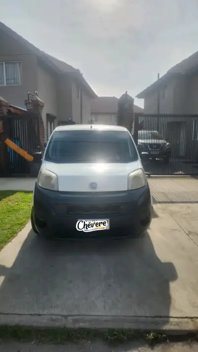 Furgón Fiat Fiorino 2017 en buen estado - miniatura 1