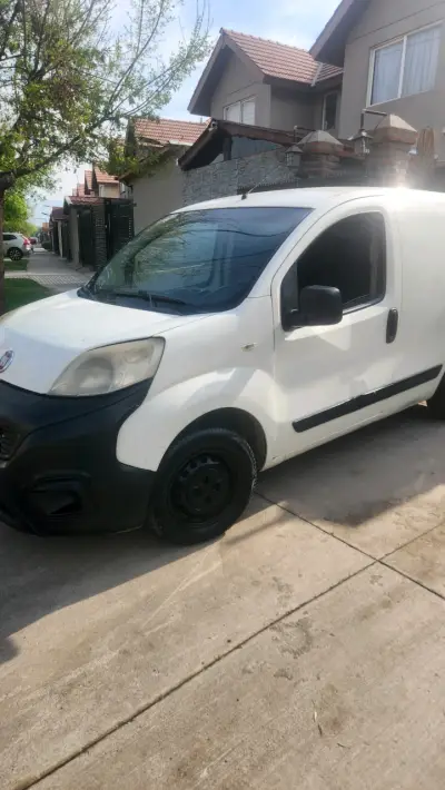 Furgón Fiat Fiorino 2017 en buen estado - miniatura 3
