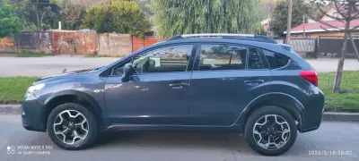 Subaru XV 2013 en buen estado - miniatura 1