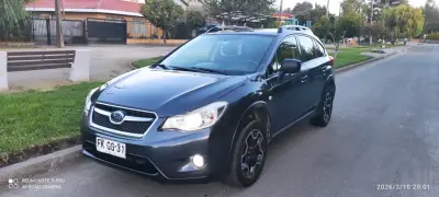 Subaru XV 2013 en buen estado - miniatura 2