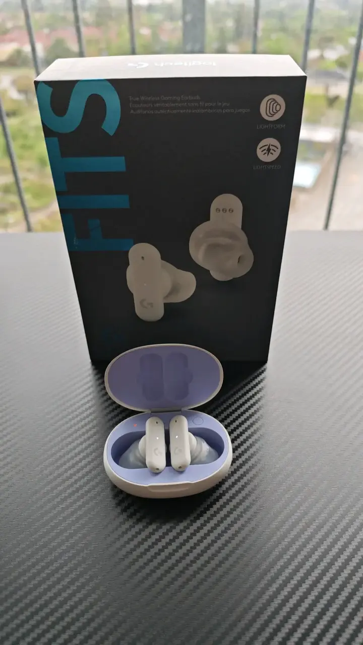 Audífonos inalámbricos Logitech G Fits para gaming - 2